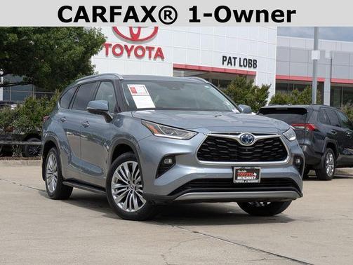 2023 Toyota Highlander Hybrid Platinum