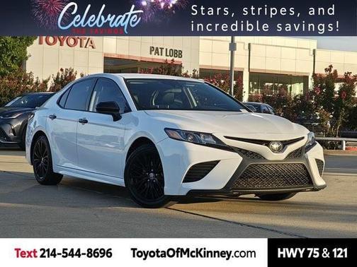 2020 Toyota Camry SE Nightshade