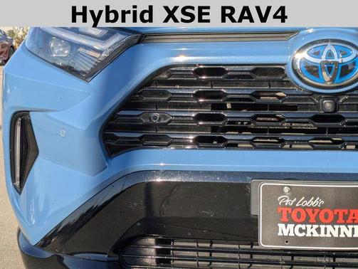 2022 Toyota RAV4 Hybrid SE