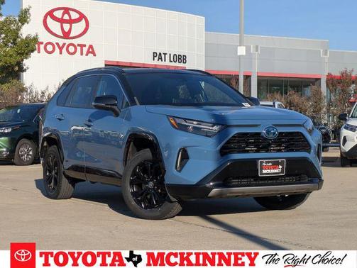 2022 Toyota RAV4 Hybrid SE