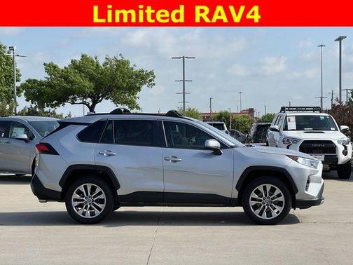 2020 Toyota RAV4 Limited