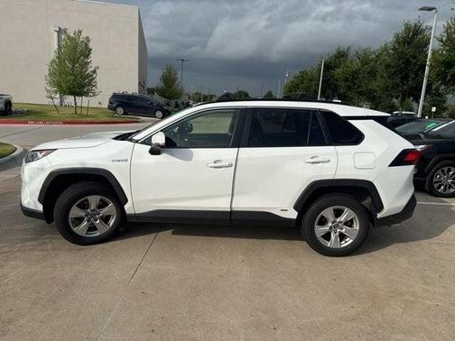 2019 Toyota RAV4 Hybrid XLE