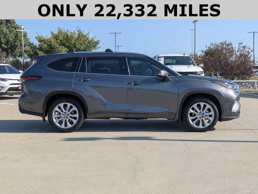 2024 Toyota Highlander Hybrid Limited