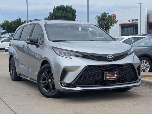 2025 Toyota Sienna XSE 7 Passenger