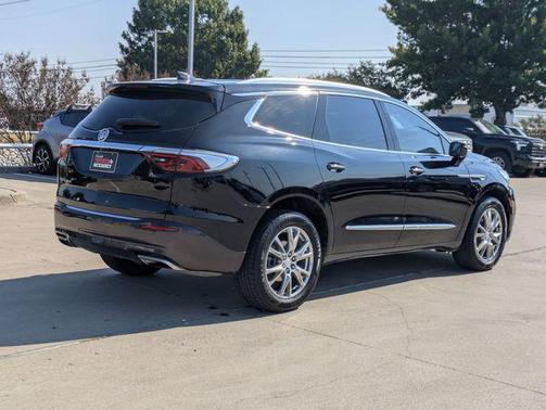 2022 Buick Enclave FWD Essence