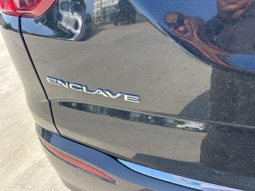 2022 Buick Enclave FWD Essence