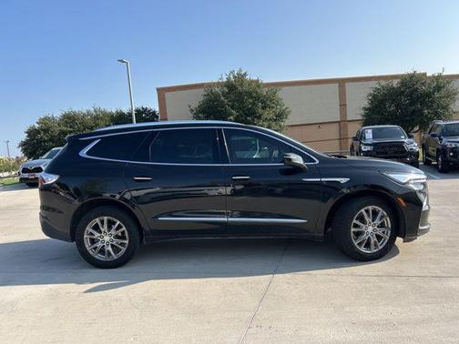 2022 Buick Enclave FWD Essence