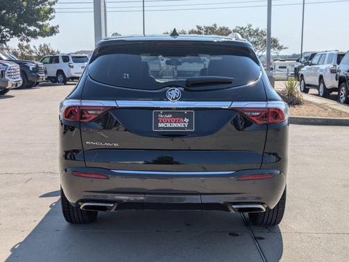 2022 Buick Enclave FWD Essence