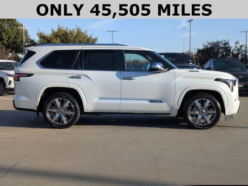 2024 Toyota Sequoia Capstone