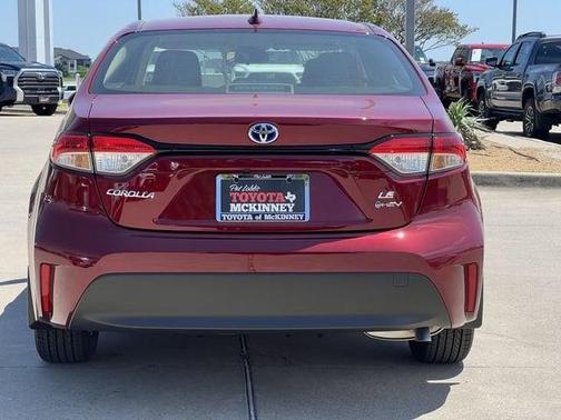 2025 Toyota Corolla Hybrid LE