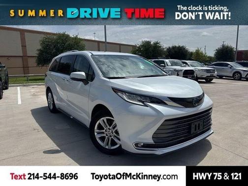 2022 Toyota Sienna Limited