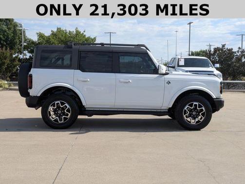 2022 Ford Bronco Outer Banks