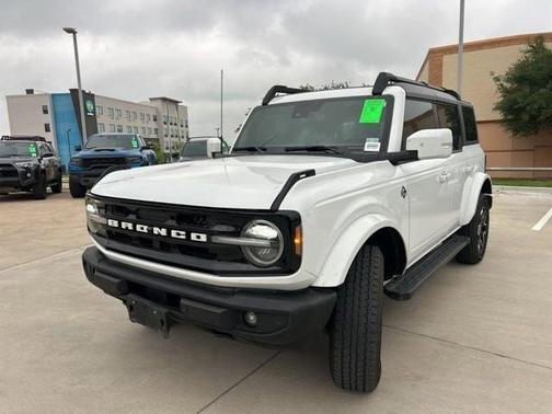 2022 Ford Bronco Outer Banks
