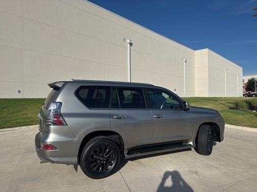 2022 Lexus GX 460 Base
