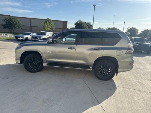 2022 Lexus GX 460 Base