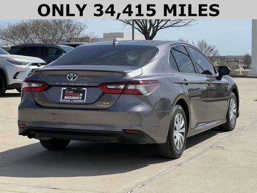 2023 Toyota Camry Hybrid LE