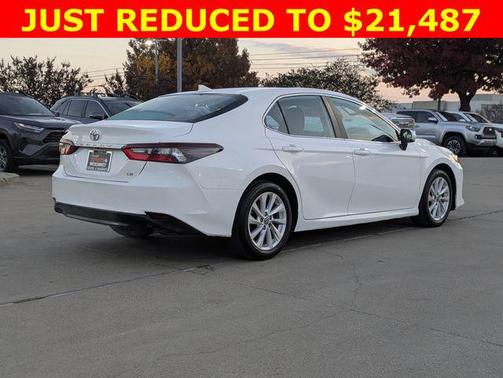 2024 Toyota Camry LE