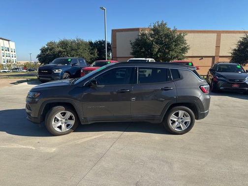 2022 Jeep Compass Latitude