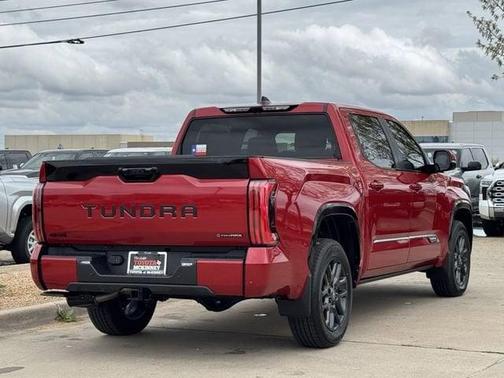 2025 Toyota Tundra Hybrid Platinum