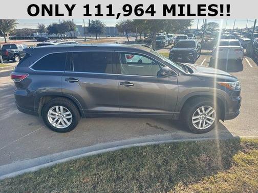 2015 Toyota Highlander LE