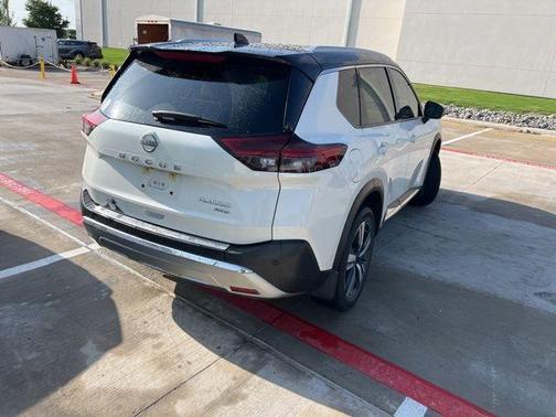 2023 Nissan Rogue Platinum