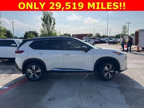 2023 Nissan Rogue Platinum