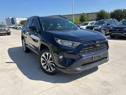 2021 Toyota RAV4 XLE Premium
