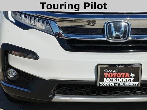 2022 Honda Pilot Touring 8-Passenger