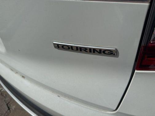 2022 Honda Pilot Touring 8-Passenger