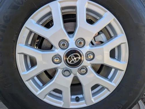 2025 Toyota Tacoma SR
