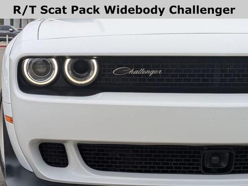 2023 Dodge Challenger R/T Scat Pack Widebody