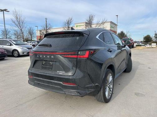 2023 Lexus NX 350h Luxury