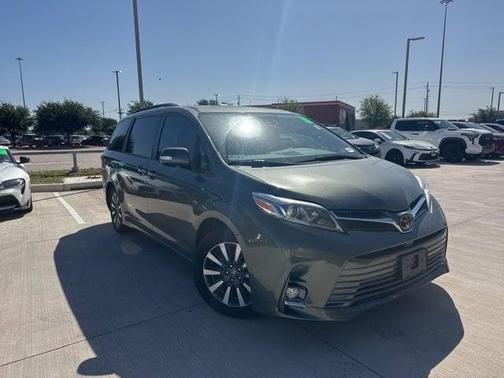 2019 Toyota Sienna Limited