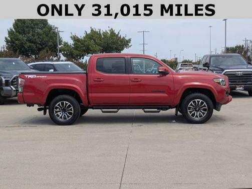 2022 Toyota Tacoma TRD Sport