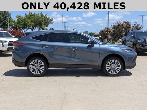 2022 Toyota Venza