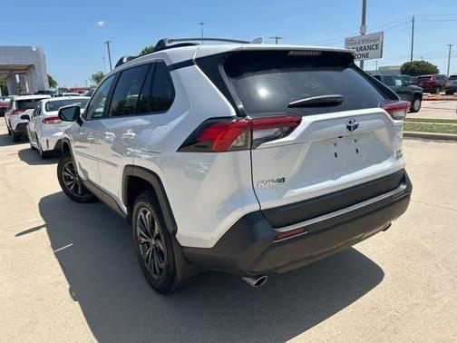 2024 Toyota RAV4 Hybrid XLE Premium