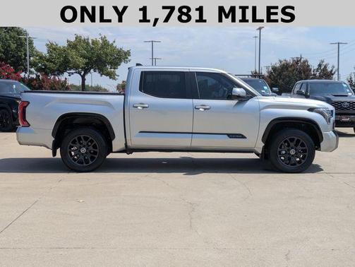 2024 Toyota Tundra Hybrid Platinum