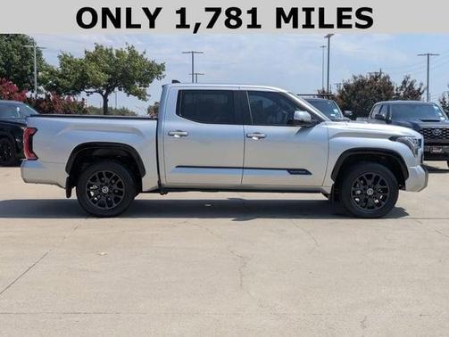 2024 Toyota Tundra Hybrid Platinum