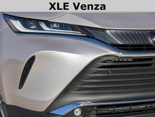 2024 Toyota Venza XLE