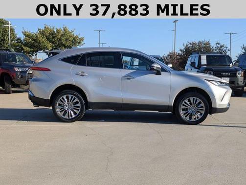 2024 Toyota Venza XLE
