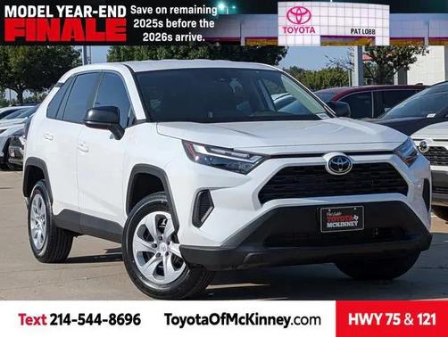 2025 Toyota RAV4 LE