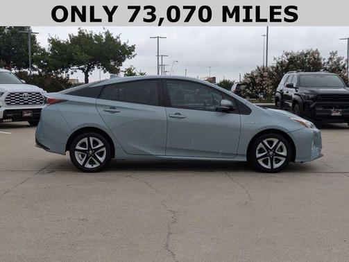 2018 Toyota Prius Four Touring