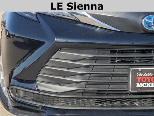 2024 Toyota Sienna LE