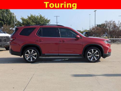 2024 Honda Pilot Touring 8-Passenger