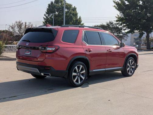 2024 Honda Pilot Touring 8-Passenger