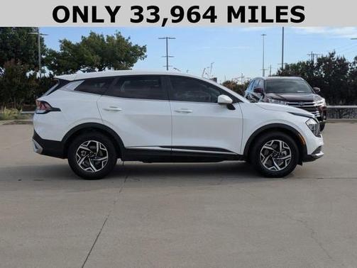 2023 Kia Sportage LX