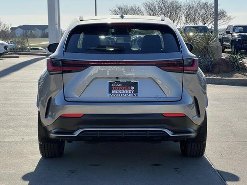 2022 Lexus NX 350 F SPORT Handling