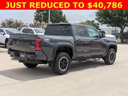 2024 Toyota Tacoma TRD Off Road