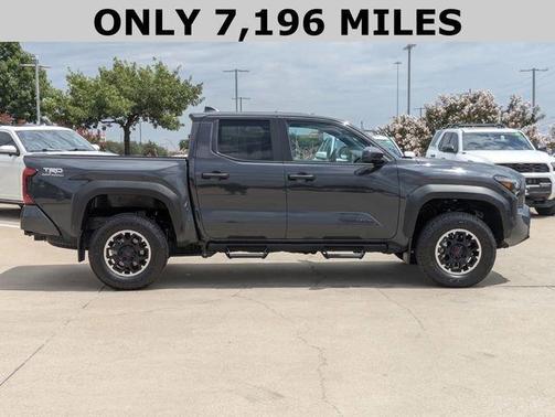 2024 Toyota Tacoma TRD Off Road