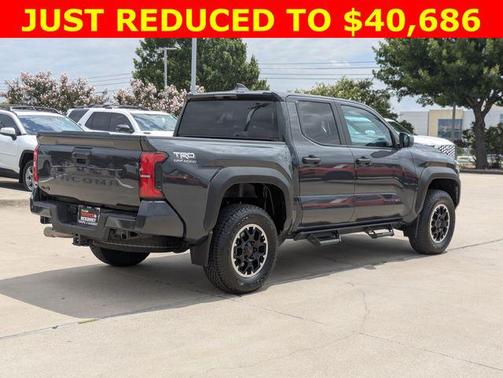 2024 Toyota Tacoma TRD Off Road